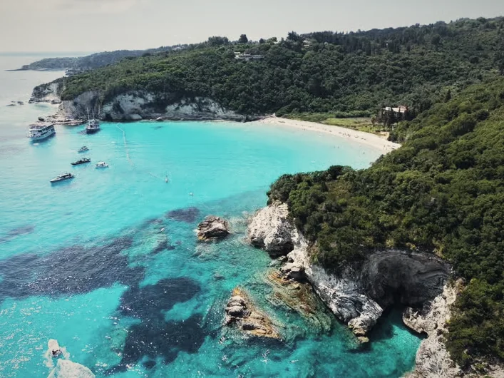 Voutoumi beach